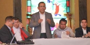 CNI presenta proyecto de decreto supremo para liberar la importación de gasolina y diesel