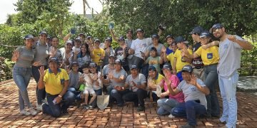 Voluntarios de Itacamba transforman espacios de FUSINDO durante jornada solidaria